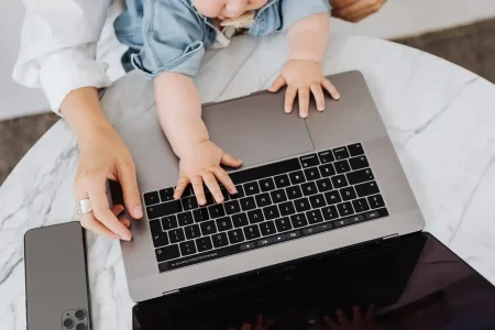 Ayuda Madre Trabajadora